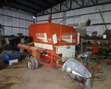 Moledora de Rollo Ferrucci. Disponible