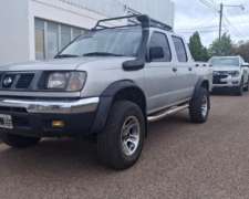 Nissan Frontier Motor Aspirado muy Buena Digna