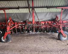 Crucianelli Pionera 35 Lineas a 20 cm Fertilizacion (mb)