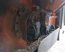 Pulverizadora Jacto Uniport 3000