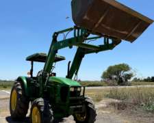 John Deere 5082e con Pala Original