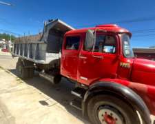 Camión Volcador Mercedes Benz