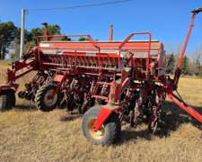 Sembradora Crucianelli Pionera 25/20 con Cajon Alfalfero
