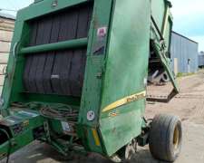 Rotoenfardadora Jhon Deere 588