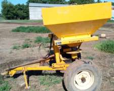 Fertilizadora al Voleo Marca Grosspal