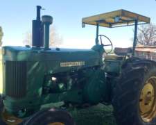 Tractor John Deere 730