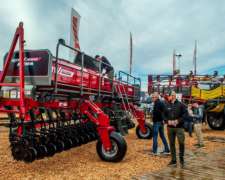Fertilizadora Incorporadora Syra ROW 6000