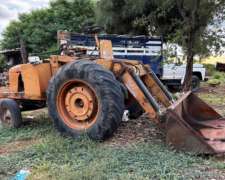 Fiat 780 con Pala Volcada