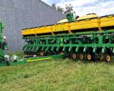Sembradora y Plantadora John Deere 1745 de 18 a 52