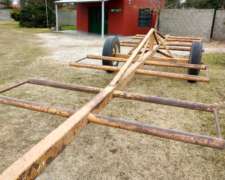 Acoplado Transportador de 8 Rollos.