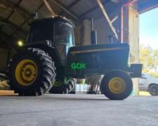 Tractor Doble Traccion 4730. John Deere