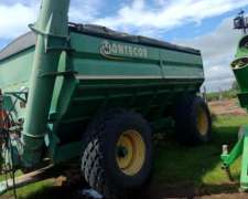 Tolva Autodescargable Amontecor de 22.000 LT con Balanza.