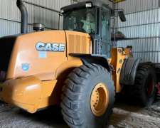 Pala Cargadora Case 821 e