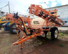 Pulverizadora Jacto Cross 18 Mt - 2.000lt.