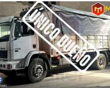 Mercedes Benz Atron 1720/48 Modelo 2013 con Carroceria