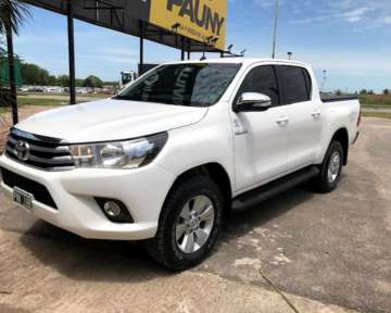 Toyota hilux srv