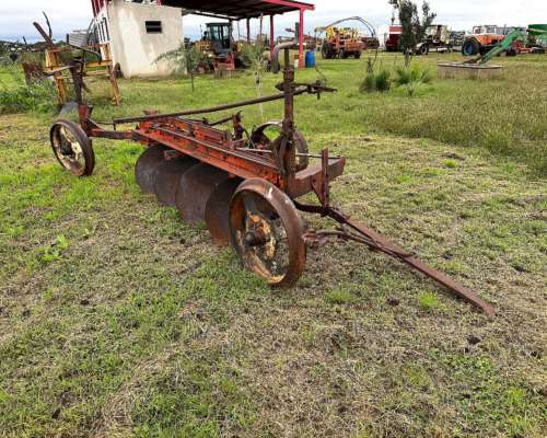Arado de 4 Disco