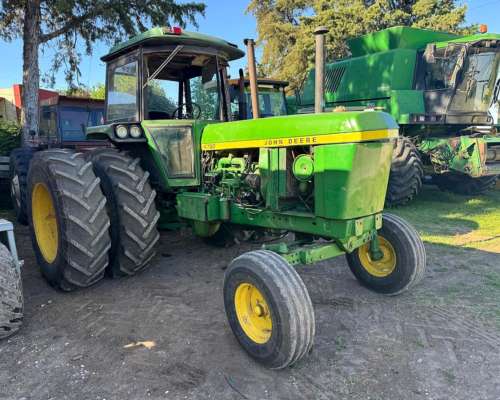 Tractor John Deere 4730