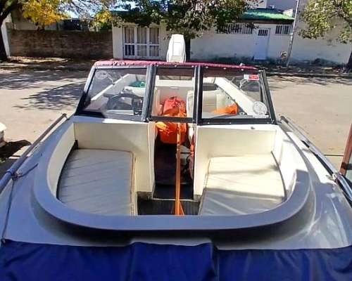 Lancha Casco de Paglietini Motor Jhonson 70 Deportivo año 20