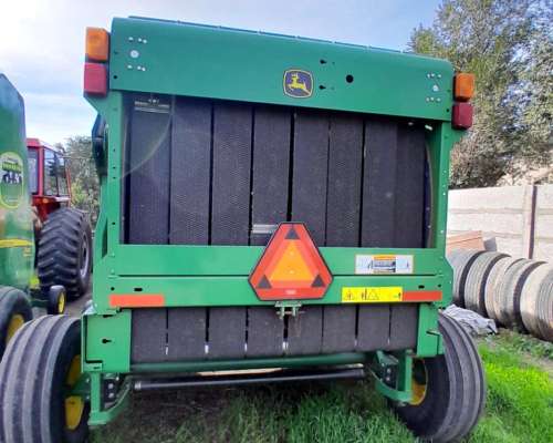 John Deere 569 año 2016