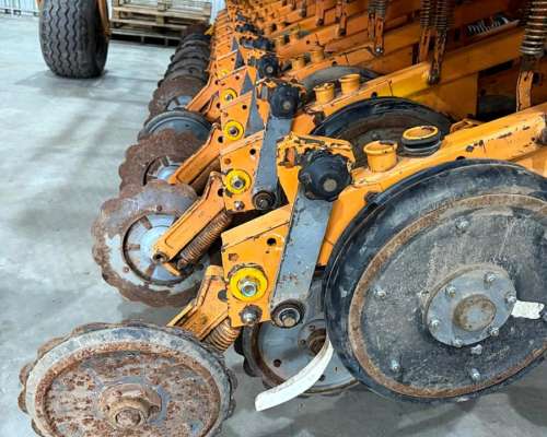 Agrometal MX 23/21 Doble Tolva, Monitor Controlagro.