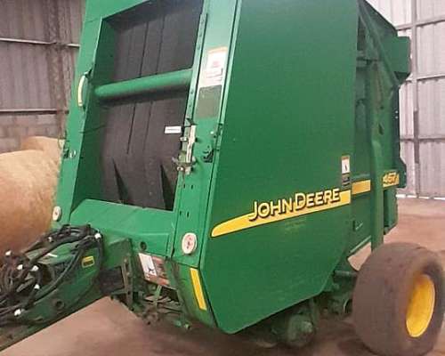 Rotoenfardadora John Deere 467