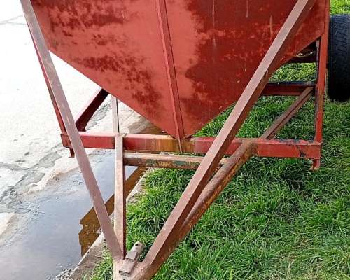 Tolva Semillera Racionadora 2t