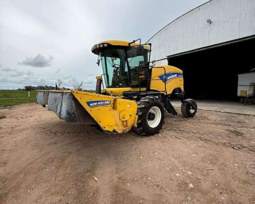 Segadora Autopropulsada New Holland con Cabezal de Discos