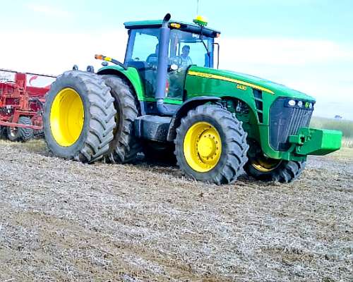 Tractor John Deere 8430 2009