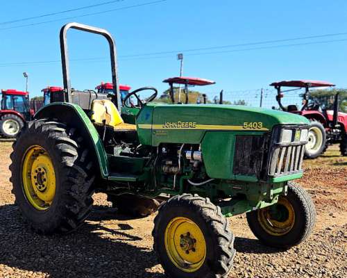 Tractor John Deere 5403 - Año: 2005 - u$s 15.675 - Agroads