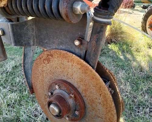 Barra Fertilizadora de 12 Surcos a 70 o 14 Surcos a 525