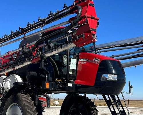Pulverizadora Patrior 300 Caseih