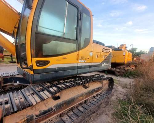 Excavadora Hyundai 220 LC-95