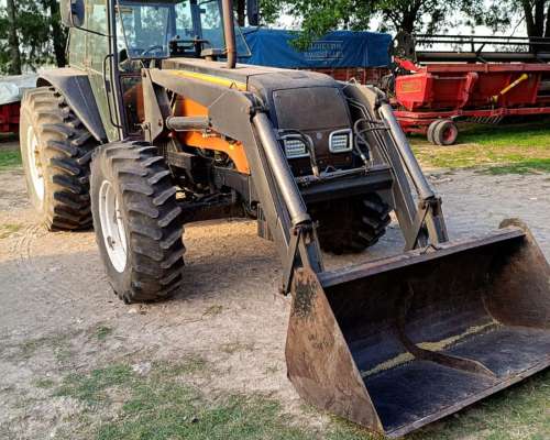 Tractor Valtra BM 120