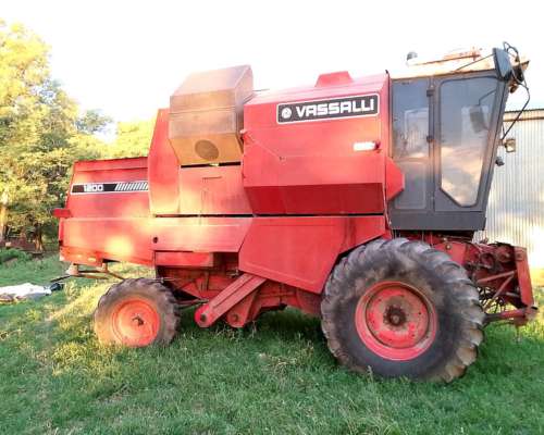 . Vasalli 1200 .