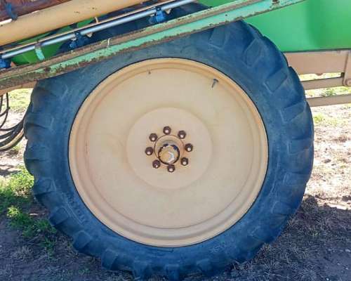 Pulverizadora Praba de Arrastre 25 Metros 3600 Lts