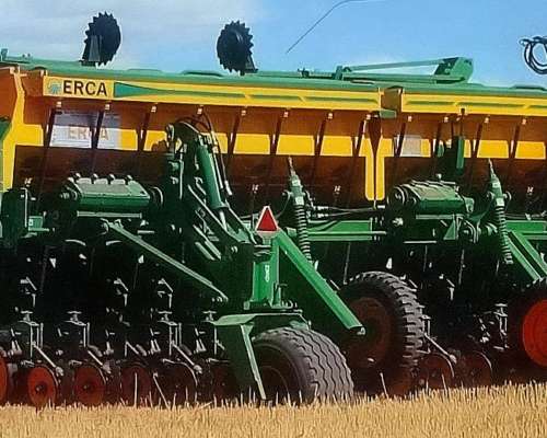 Sembradora Erca, Serie V, 37 a 17,5 Cms., C/alfalfero. Repar
