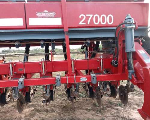 Dueño Vende Sembradora Apache 27000 de 22 Surcos