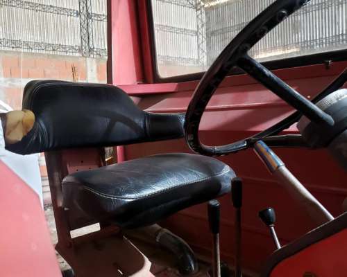Massey Ferguson 1195 con Cabina muy Buen Estado