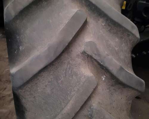 Cosechadora New Holland CR 6080 año 2016 con 30