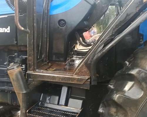 New Holland TS 120 Doble Tracción