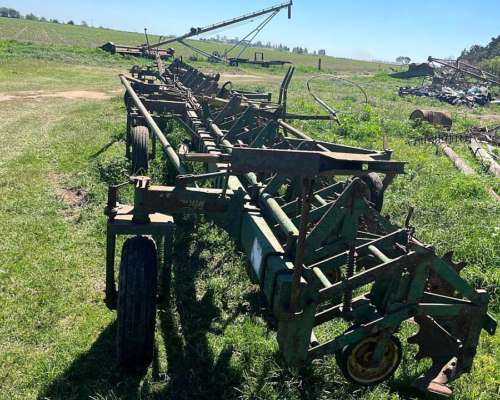 Escardillo Pierobon 17-70 - Tiro de Punta - Movible - EXC ES