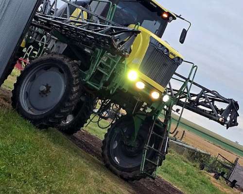 Caiman SP 3.900 Litros. año 2019 Caja Automática, 34 Metros