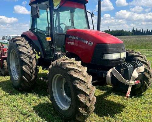 Tractor Case Farmall 95