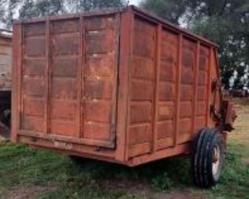Acoplado Forrajero Micelli Distribuidor de Raciones Usado