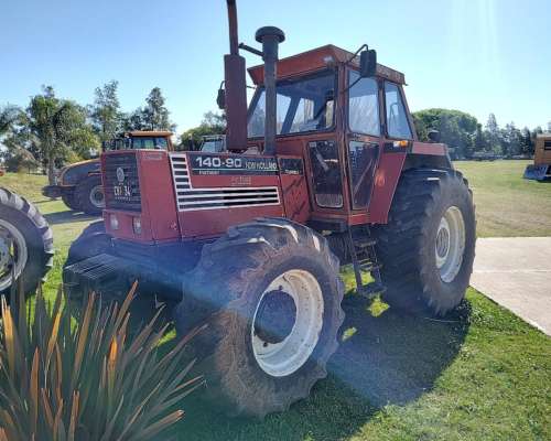 New Holland 140-90 4X4