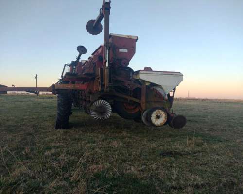 Sembradora Apache 6100 de 9 a 52