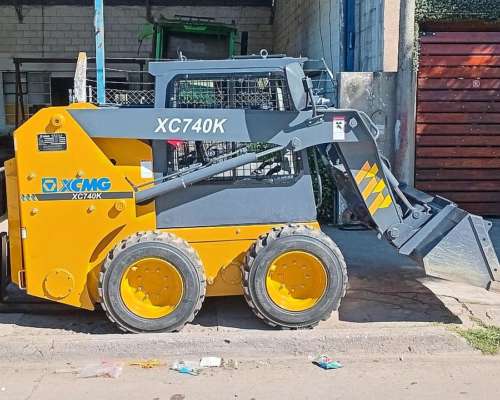 Autoelevadores y Mini Cargadora 2.5 TN y 3.5 TN Xcmg
