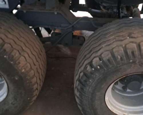 Mega Enfardadora Challenger Lb33b