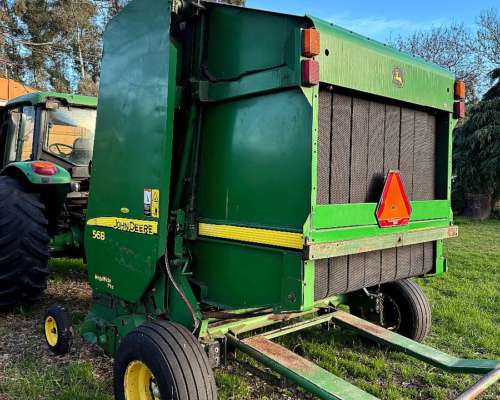 Arrolladora John Deere 568